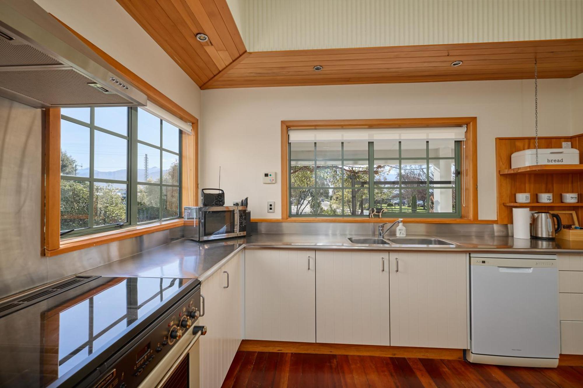 Ludstone Villa - A Charming Family Home Kaikoura Zewnętrze zdjęcie